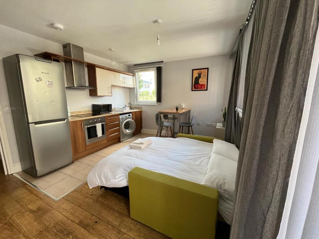 London Modern Flat Near Transports公寓 外观 照片
