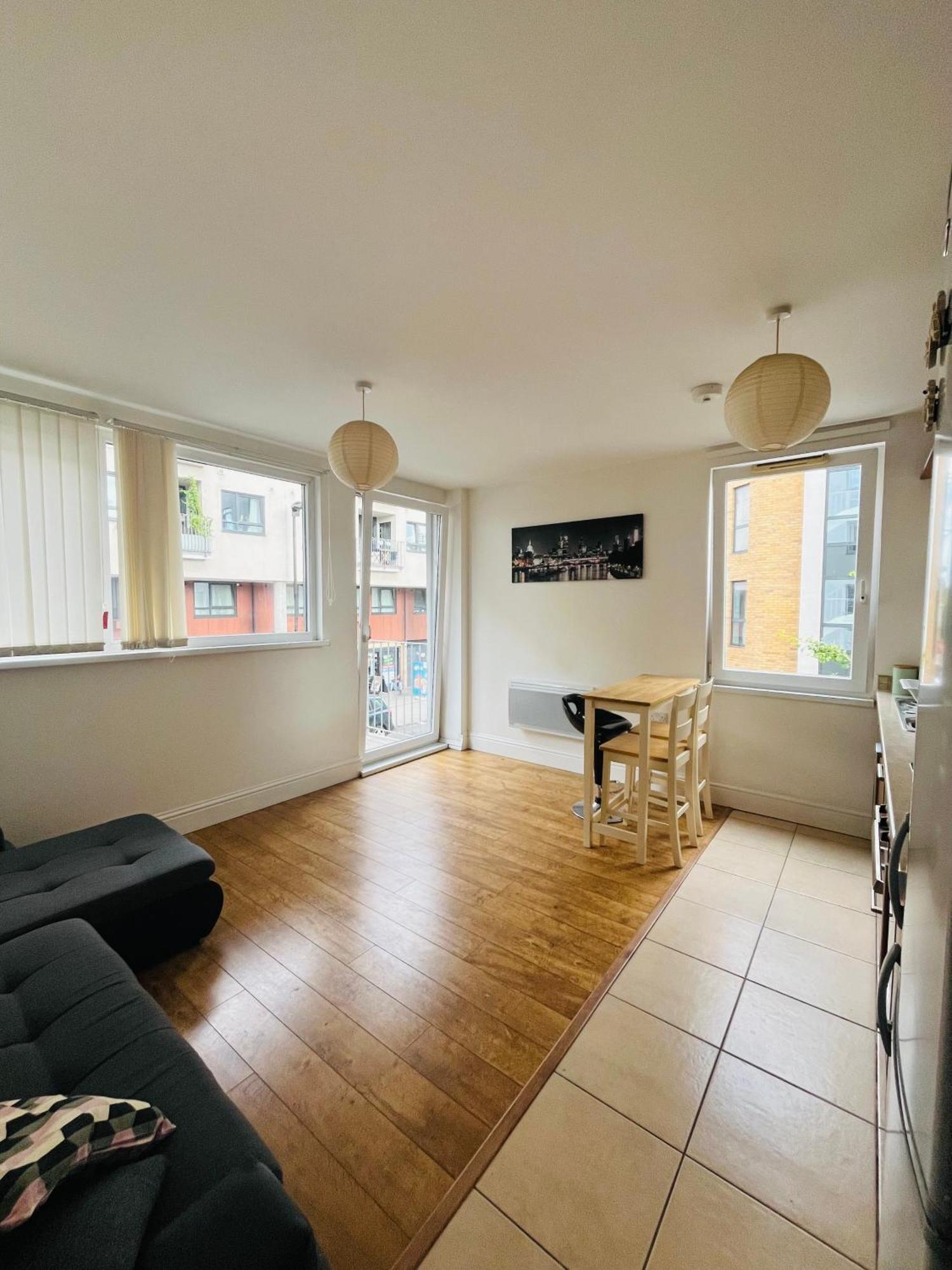 London Modern Flat Near Transports公寓 外观 照片